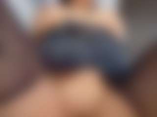 scarletthott69's Live Sex Cam Show