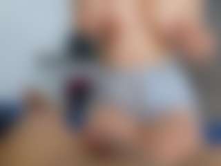 scarletthott69's Live Sex Cam Show