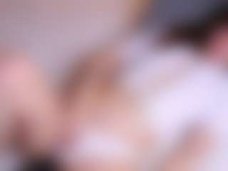 Live cam show with Sofia - Striptease on Camming Site