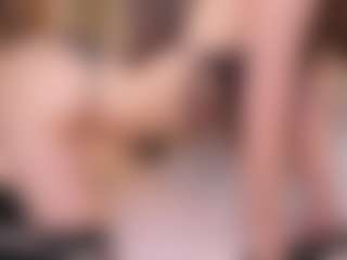Live cam show with Sofia - Ass Clapping on Livezox