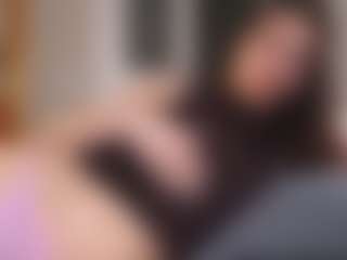 Live cam show with Sofia - Student on Camsoda