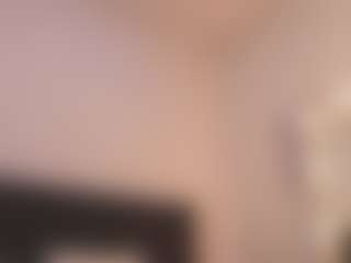 Live cam show with Alana-Limaa - Facial on Camming Site