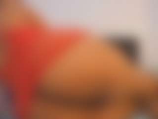 Live cam show with Alana-Limaa - Facial on AdultVida.com