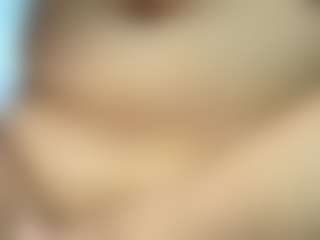 Alana-Limaa's Live Sex Cam Show