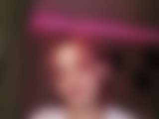 Live cam show with AntoniaSpicer - Red Hair Teen (18+) on Camiplay Live