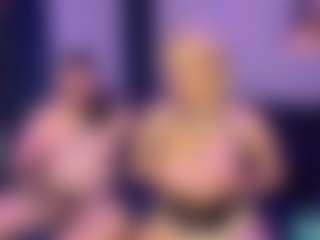 AshiaVossen's Live Sex Cam Show