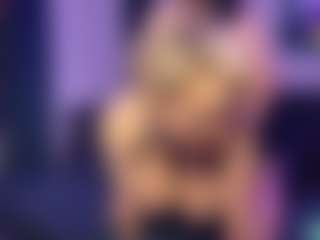 AshiaVossen's Live Sex Cam Show
