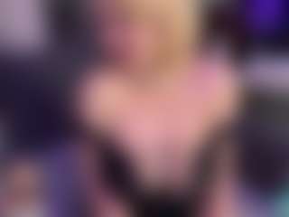 AshiaVossen's Live Sex Cam Show