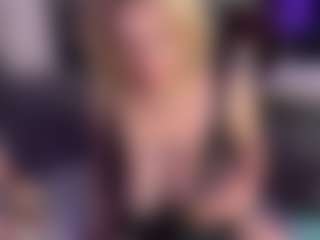 AshiaVossen's Live Sex Cam Show