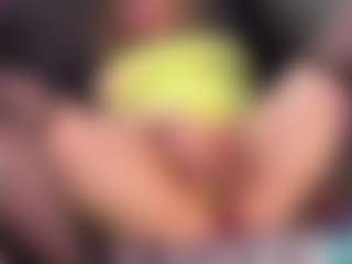 Live cam show with AshiaVossen - Gray Eyes on Uber Horny