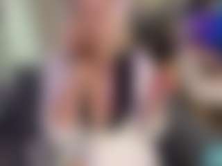 AshiaVossen's Live Sex Cam Show