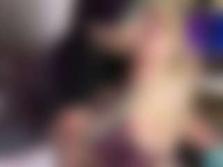 AshiaVossen's Live Sex Cam Show