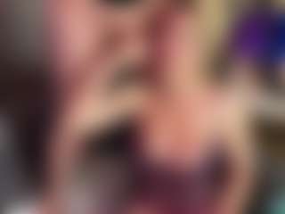 AshiaVossen's Live Sex Cam Show