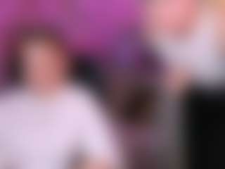 ava-gllow's Live Sex Cam Show