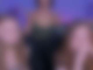 ava-gllow's Live Sex Cam Show
