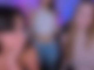 ava-gllow's Live Sex Cam Show