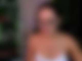ava-gllow's Live Sex Cam Show