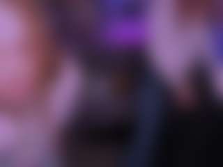 ava-gllow's Live Sex Cam Show