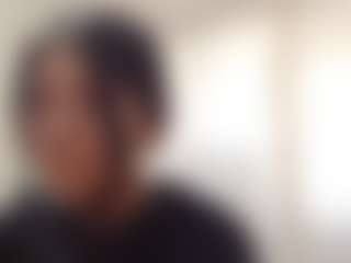 Bella's Live Sex Cam Show