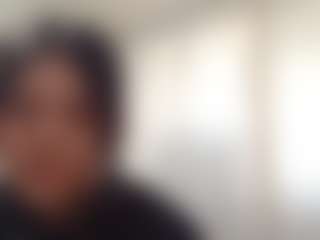 Bella's Live Sex Cam Show