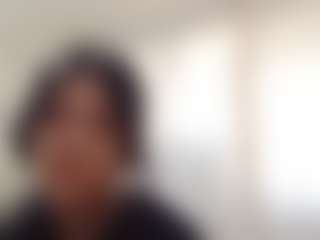 Bella's Live Sex Cam Show