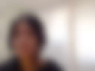 Bella's Live Sex Cam Show