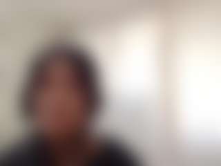 Bella's Live Sex Cam Show