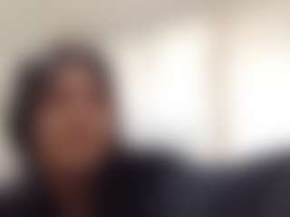 Bella's Live Sex Cam Show