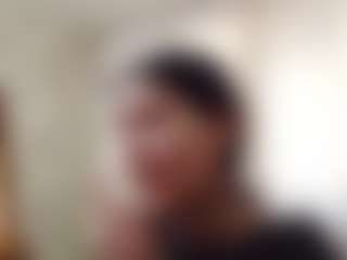 Bella's Live Sex Cam Show