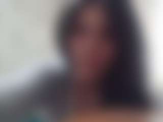 Bella's Live Sex Cam Show