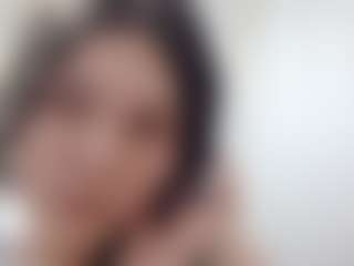 Bella's Live Sex Cam Show