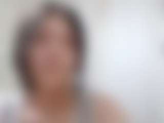 Bella's Live Sex Cam Show