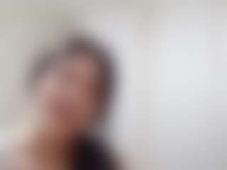 Bella's Live Sex Cam Show