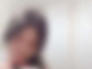 Bella's Live Sex Cam Show