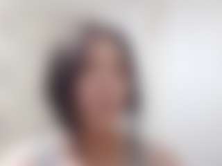 Bella's Live Sex Cam Show