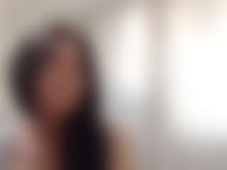 Live cam show with Bella - Butt Plug on Hubzter Live