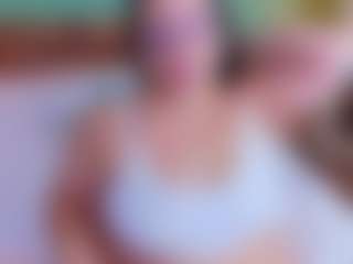 curvy-sexyvalen's Live Sex Cam Show