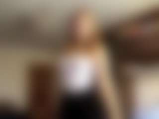 FrancinaVillarta's Live Sex Cam Show