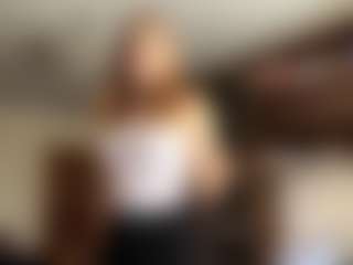 FrancinaVillarta's Live Sex Cam Show