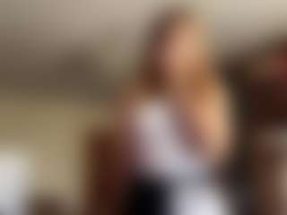 FrancinaVillarta's Live Sex Cam Show