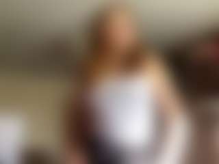 FrancinaVillarta's Live Sex Cam Show