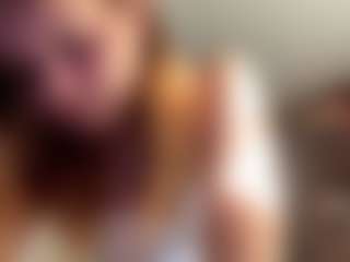 FrancinaVillarta's Live Sex Cam Show