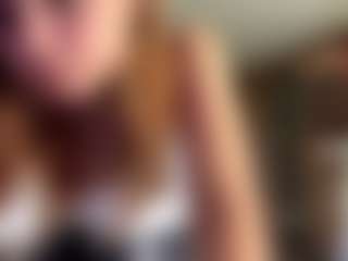 FrancinaVillarta's Live Sex Cam Show