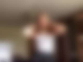 FrancinaVillarta's Live Sex Cam Show