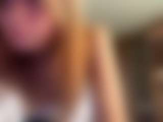 FrancinaVillarta's Live Sex Cam Show