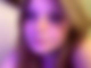 FrancinaVillarta's Live Sex Cam Show