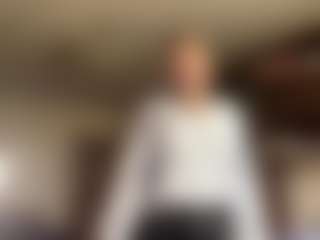 FrancinaVillarta's Live Sex Cam Show