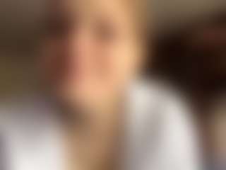 FrancinaVillarta's Live Sex Cam Show