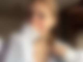 FrancinaVillarta's Live Sex Cam Show