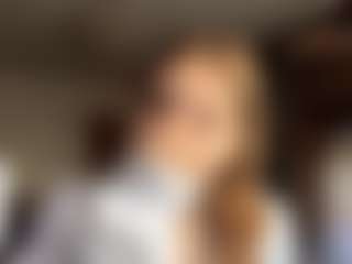 FrancinaVillarta's Live Sex Cam Show